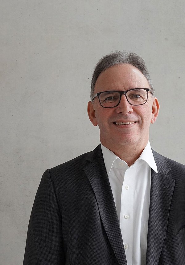 Markus-Oliver Schwaab