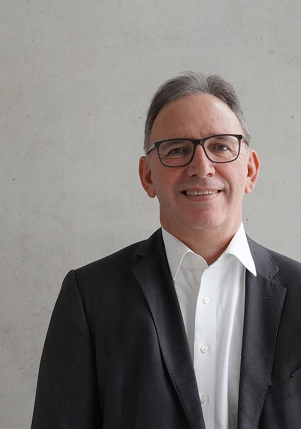 Markus-Oliver Schwaab