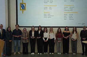 Die leistungsstärksten Studierenden erhalten eine Mitgliedschaft bei Beta Gamma Sigma