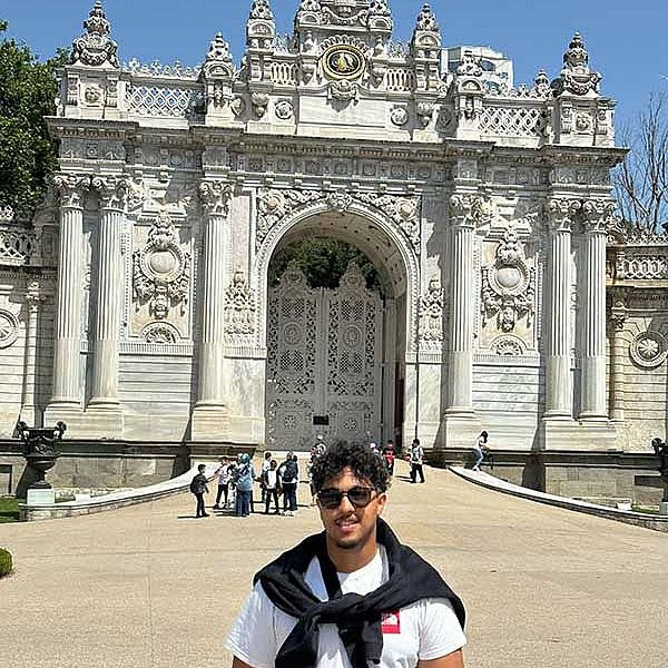 Abdessamad Bouali from Morocco talks about his Master's degree in Digital Business Management