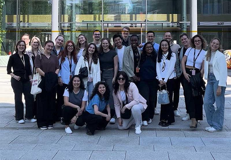 Group photo of the MCCM during their company visit to SIXT on the field trip to Munich