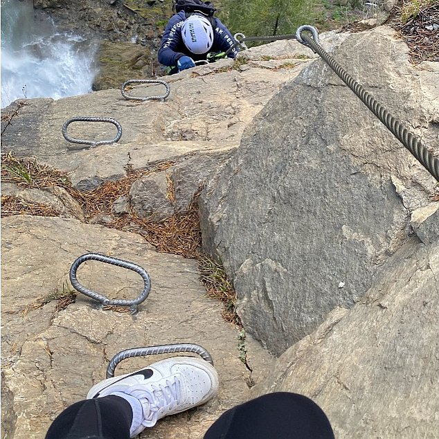 In luftiger Höhe auf dem Klettersteig
